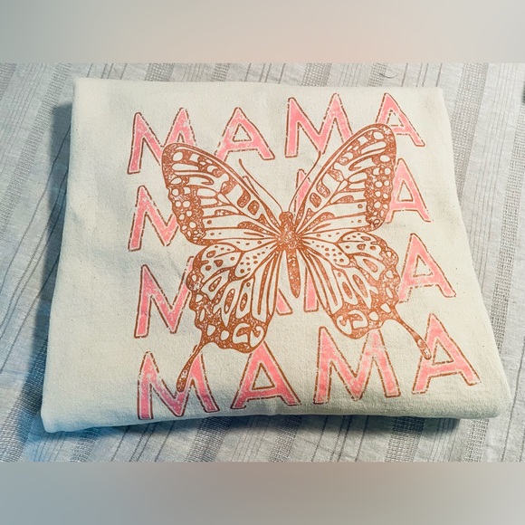 Three Bird Nest - Butterfly Mama Set - Graphic Sweatshirt and Pants Set - L/XL - Picture 4 of 8